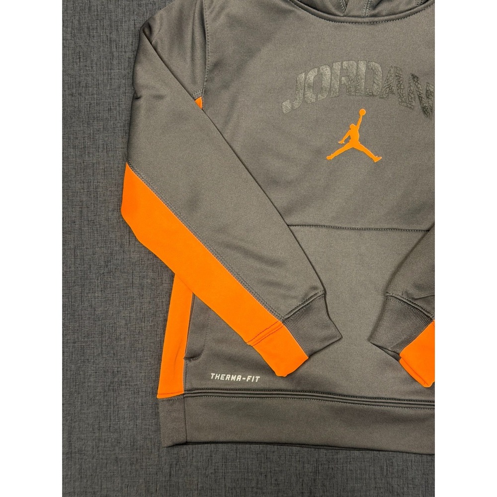 boys Jordan therma fit hoodie size small (6-7 Years) In Gray & Orange - Picture 2 of 16